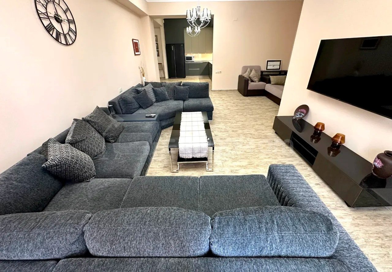 2 Սենյականոց Բնակարան Նորակառույցում, 80քմ, 12/14 հարկ, Դիզայներական Վերանորոգված, Կահավորված, Արևկող