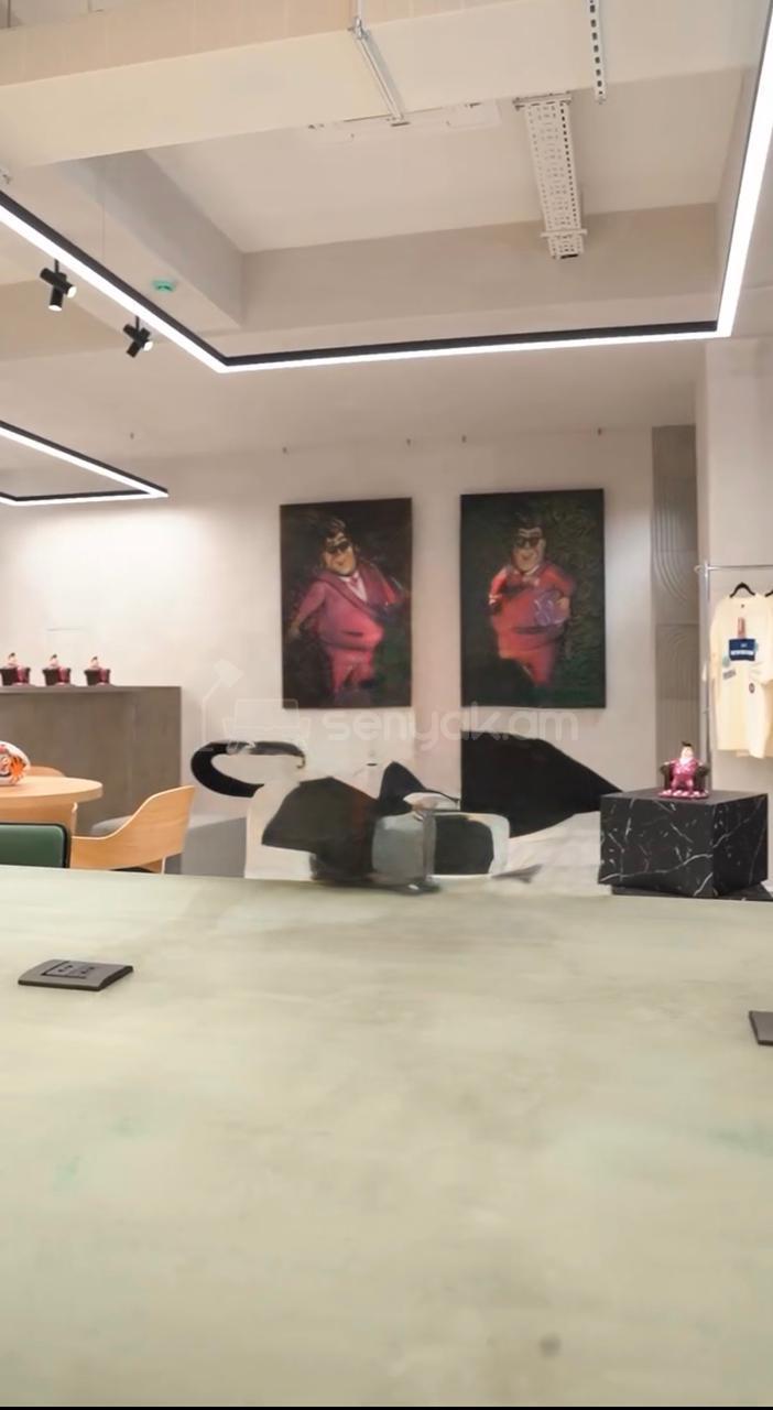 Նորակառույց Օֆիսային Տարածք, 200քմ