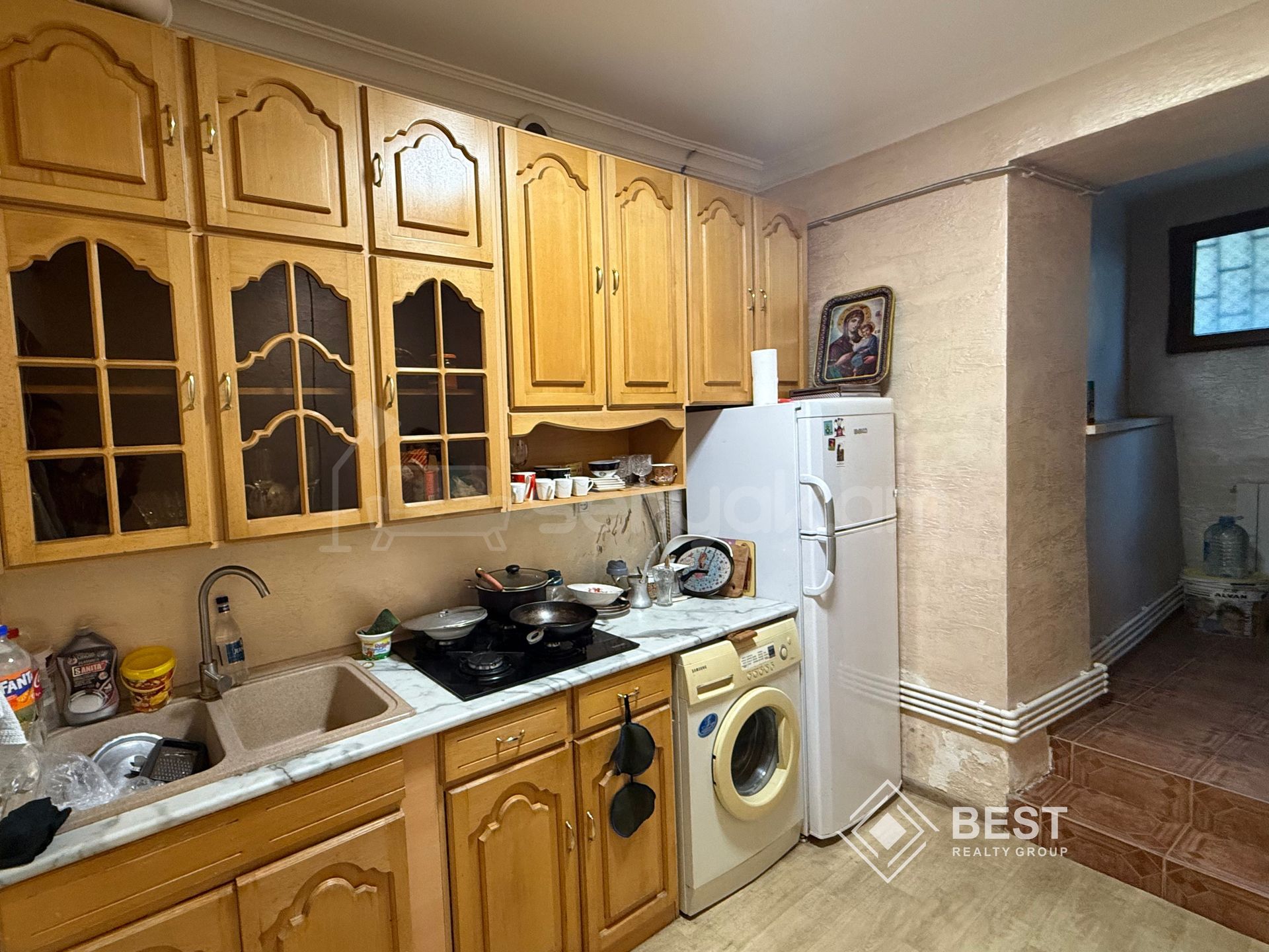 2 Սենյականոց Բնակարան Քարե Շենքում, 58քմ, 1/5 հարկ, Կոսմետիկ Վերանորոգված