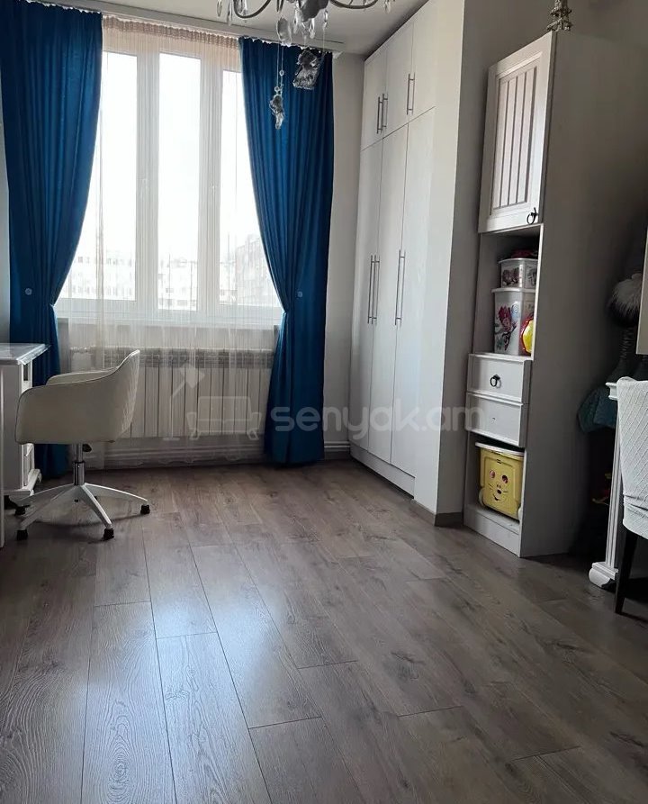 3 Սենյականոց Բնակարան, 80քմ, 8/10 հարկ, Կոսմետիկ Վերանորոգված