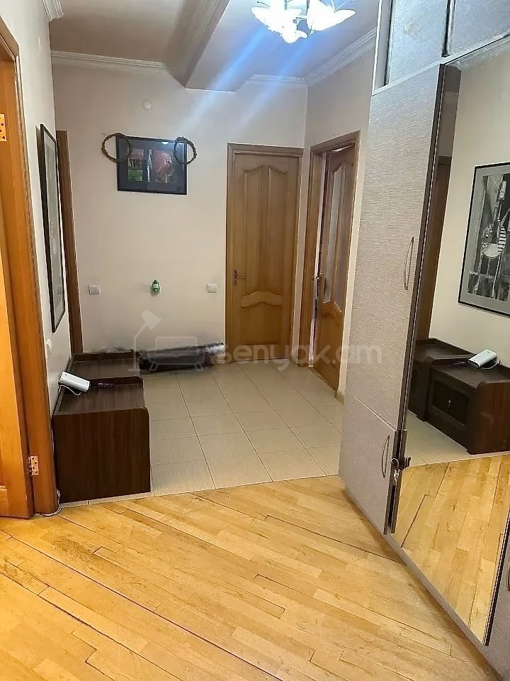 3 Սենյականոց Բնակարան, 85քմ, 10/11 հարկ, Նորմալ Վիճակում