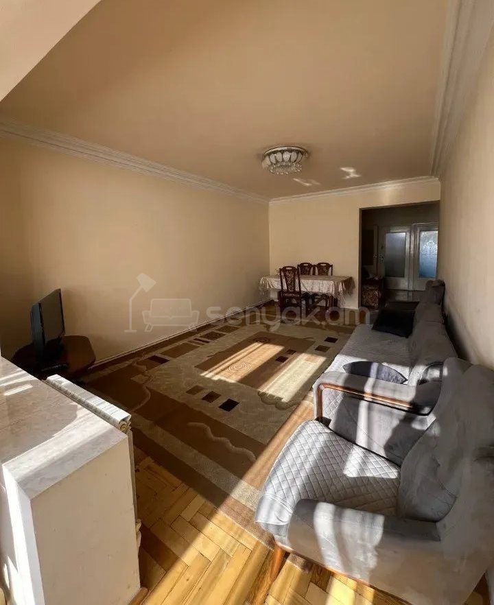 3 Սենյականոց Բնակարան, 98քմ, 7/8 հարկ, Կոսմետիկ Վերանորոգված