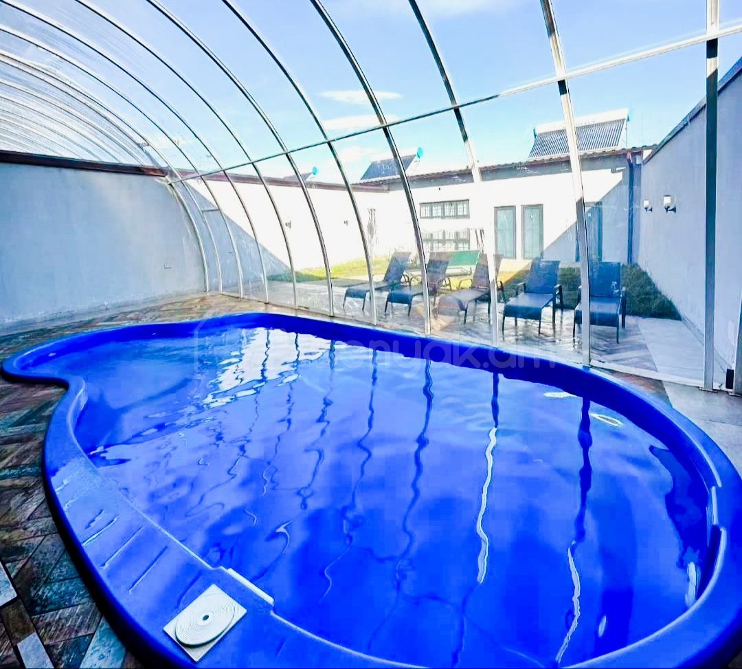 2 Սենյականոց Ամառանոց, 200քմ, Լողավազանով