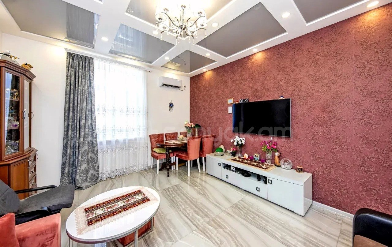 2 Սենյականոց Բնակարան Քարե Շենքում, 59քմ, 4/5 հարկ, Դիզայներական Վերանորոգված