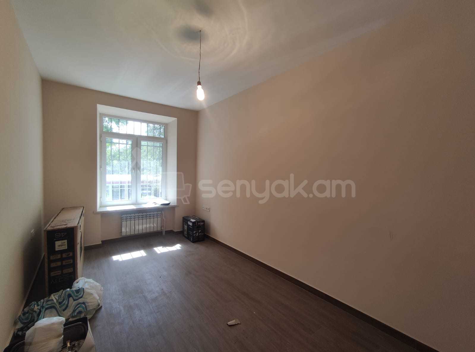 2 Սենյականոց Բնակարան Քարե Շենքում, 64քմ, 2/5 հարկ, Կապիտալ Վերանորոգված