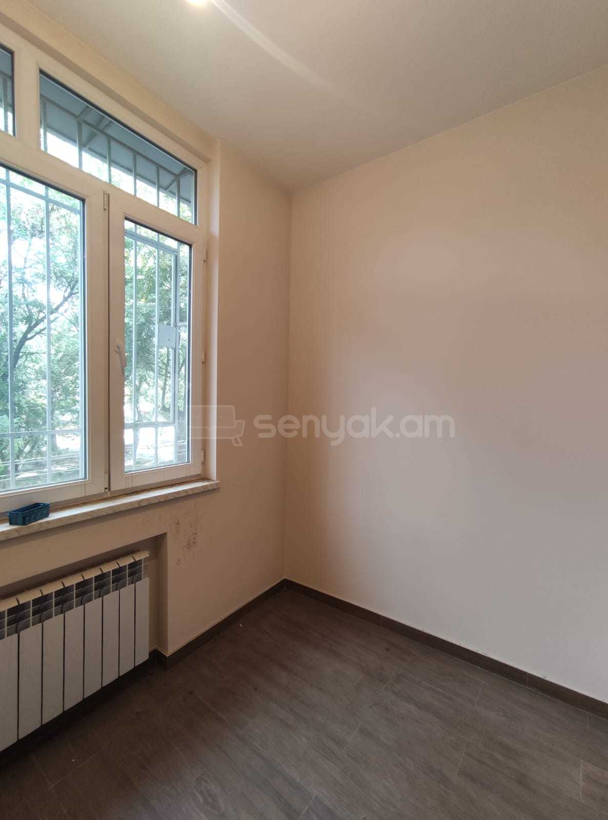 2 Սենյականոց Բնակարան Քարե Շենքում, 64քմ, 2/5 հարկ, Կապիտալ Վերանորոգված