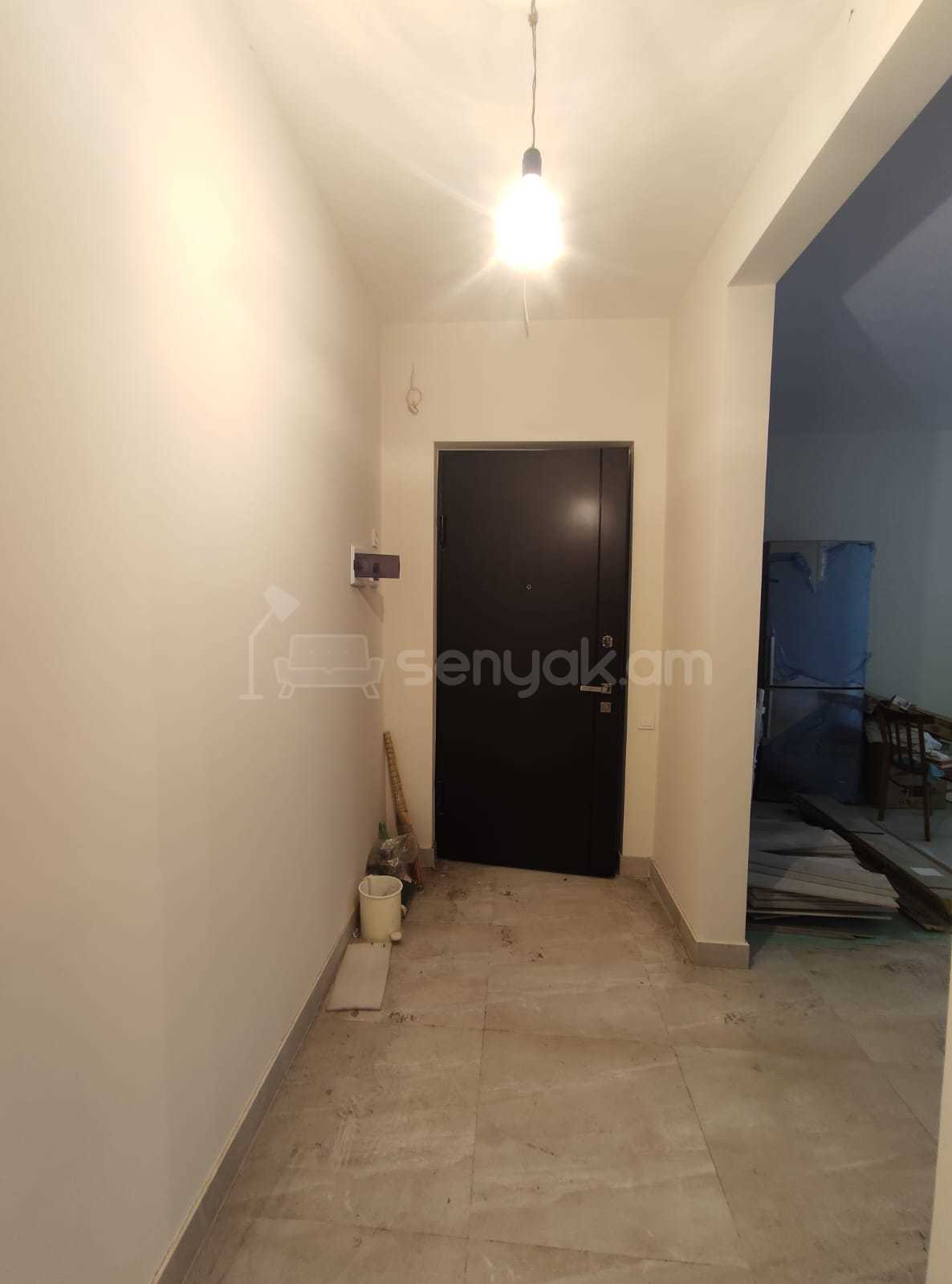 2 Սենյականոց Բնակարան Քարե Շենքում, 64քմ, 2/5 հարկ, Կապիտալ Վերանորոգված