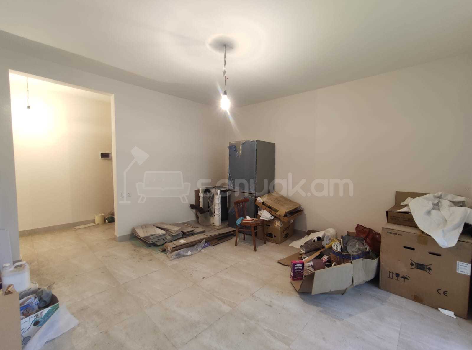 2 Սենյականոց Բնակարան Քարե Շենքում, 64քմ, 2/5 հարկ, Կապիտալ Վերանորոգված