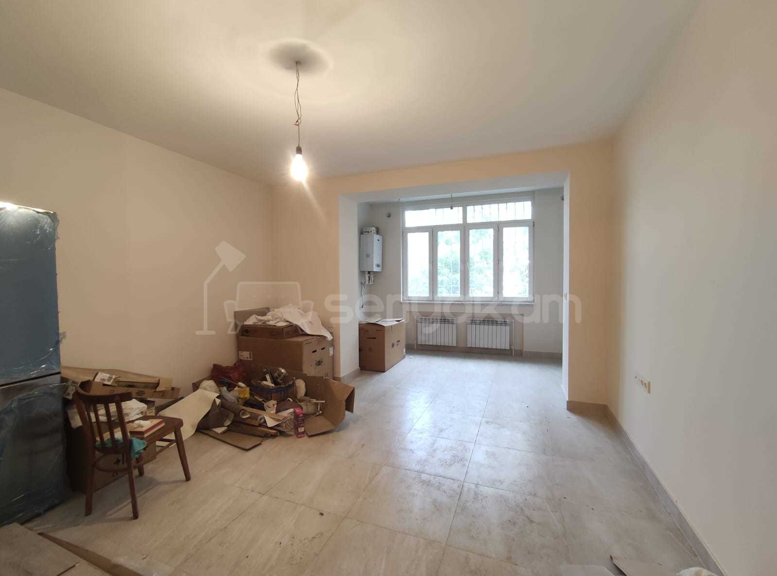 2 Սենյականոց Բնակարան Քարե Շենքում, 64քմ, 2/5 հարկ, Կապիտալ Վերանորոգված