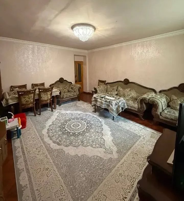 4 Սենյականոց Բնակարան, 90քմ, 8/10 հարկ, Կապիտալ Վերանորոգված