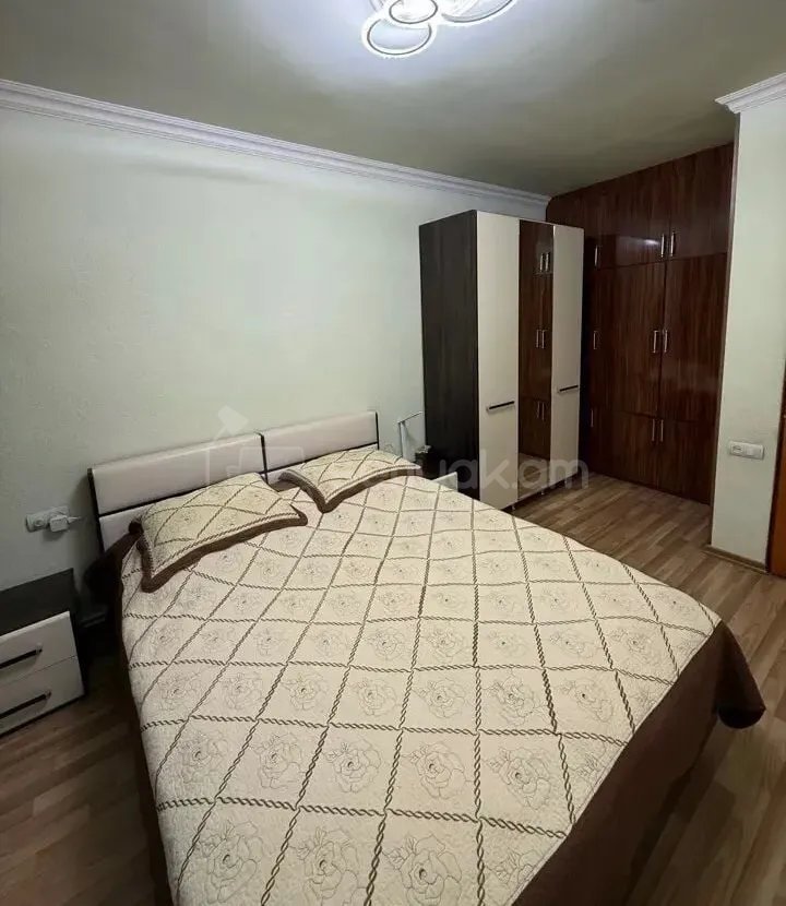 4 Սենյականոց Բնակարան, 90քմ, 8/10 հարկ, Կապիտալ Վերանորոգված