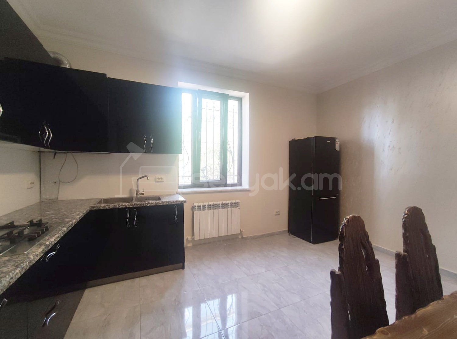 5 Սենյականոց Սեփական Տուն, 280քմ, Դիզայներական Վերանորոգված, Կահավորված, Ավտոտնակով