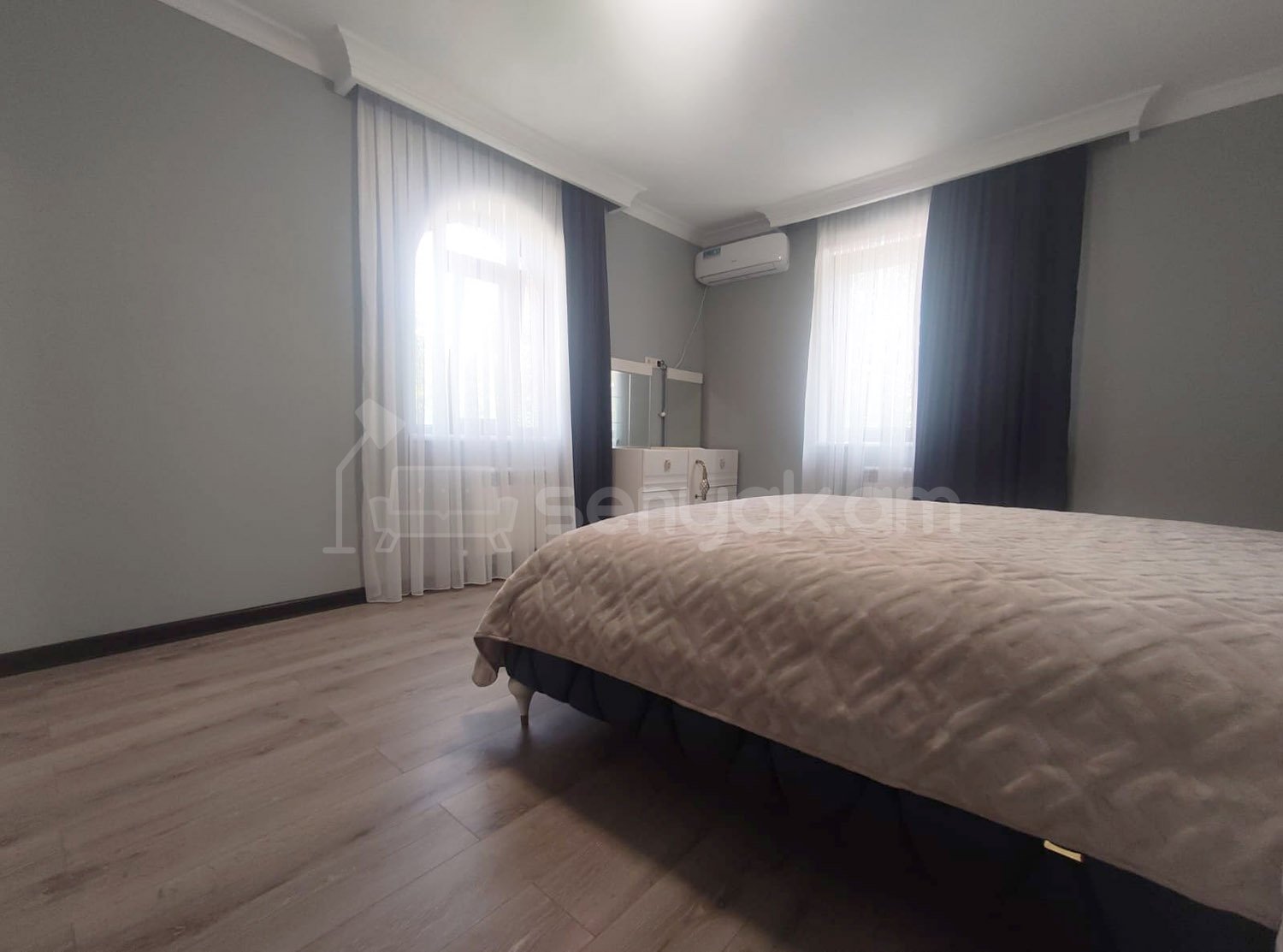 5 Սենյականոց Սեփական Տուն, 280քմ, Դիզայներական Վերանորոգված, Կահավորված, Ավտոտնակով