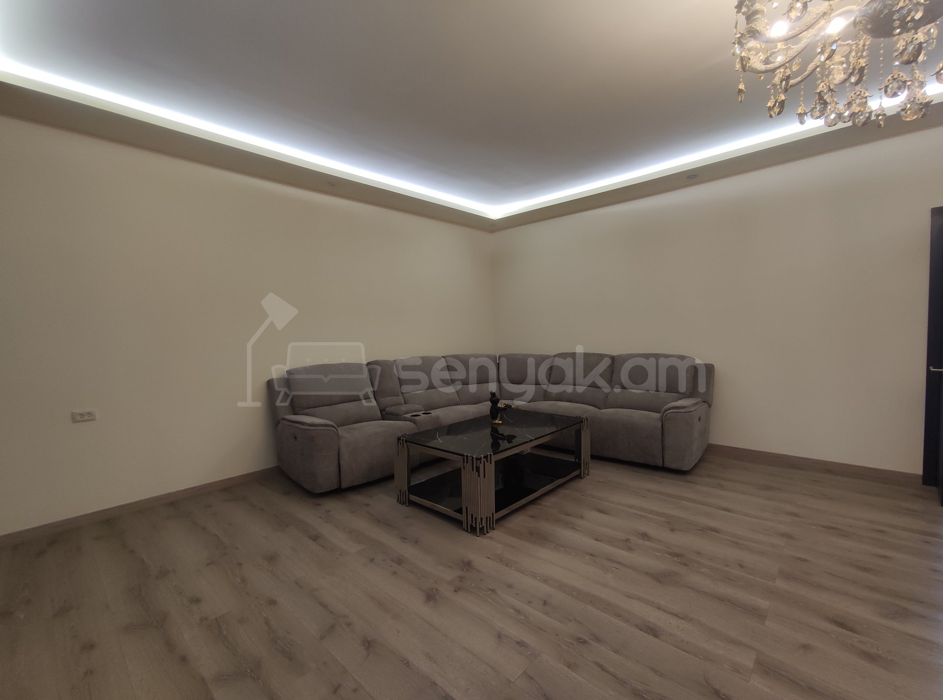 5 Սենյականոց Սեփական Տուն, 280քմ, Դիզայներական Վերանորոգված, Կահավորված, Ավտոտնակով