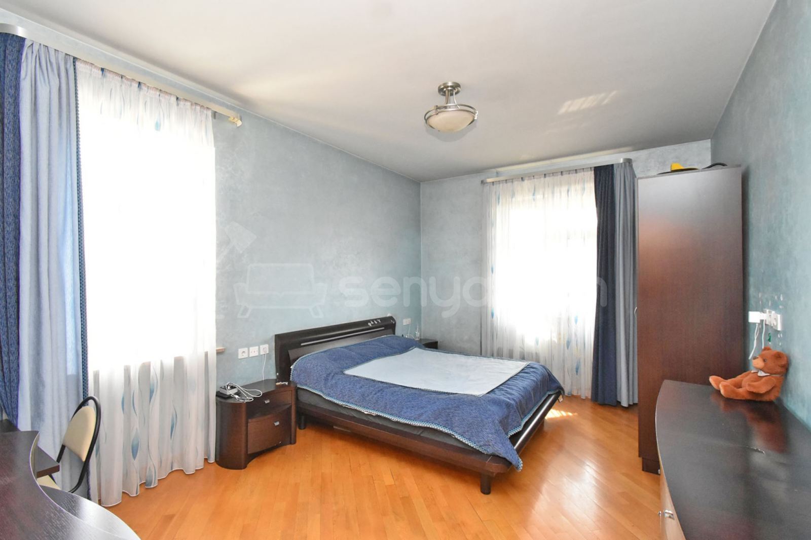 3 Սենյականոց Բնակարան Նորակառույցում, 131քմ, 7/12 հարկ, Կապիտալ Վերանորոգված