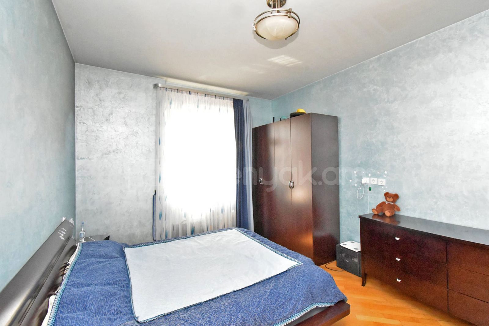 3 Սենյականոց Բնակարան Նորակառույցում, 131քմ, 7/12 հարկ, Կապիտալ Վերանորոգված