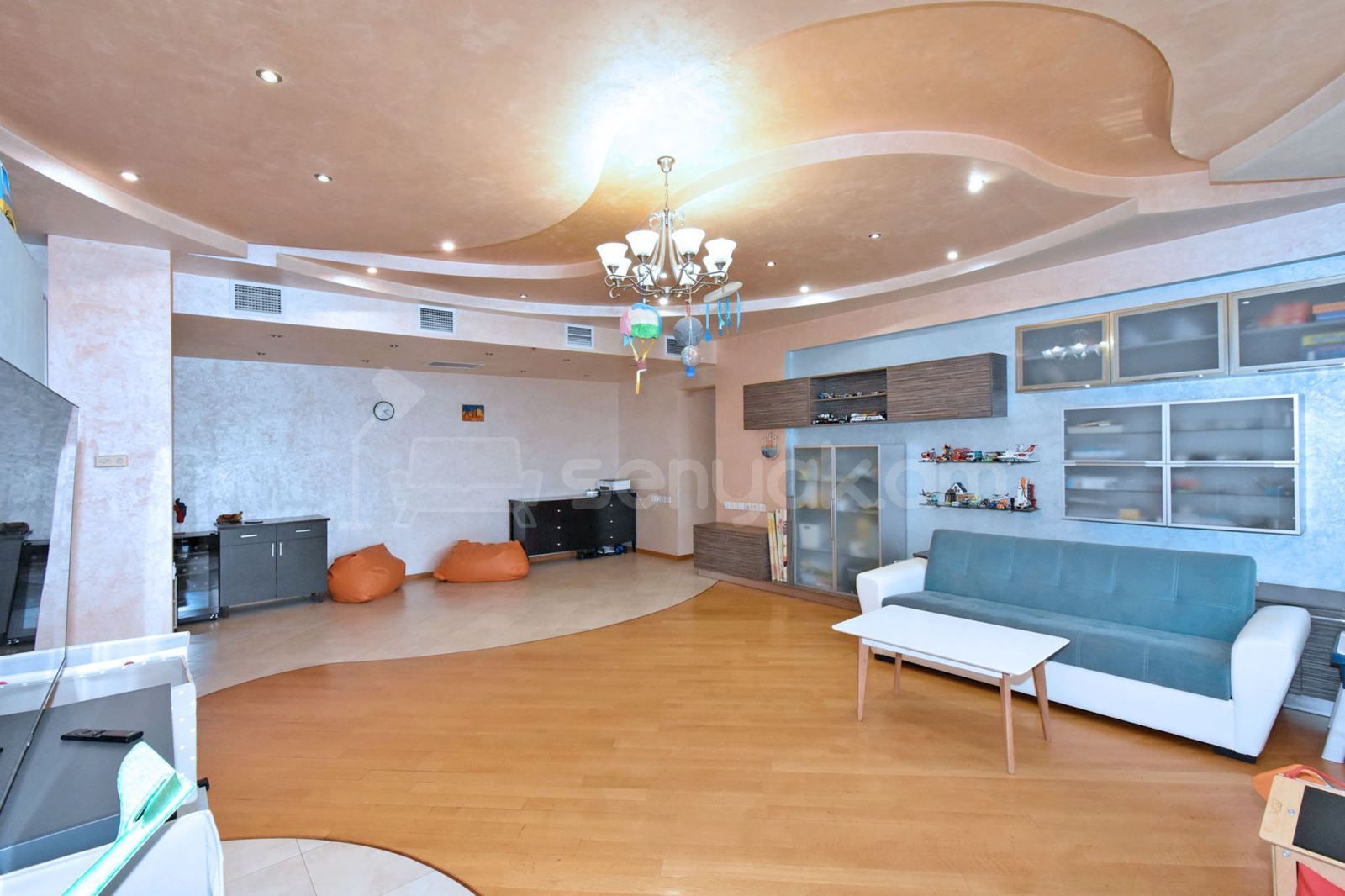 3 Սենյականոց Բնակարան Նորակառույցում, 131քմ, 7/12 հարկ, Կապիտալ Վերանորոգված