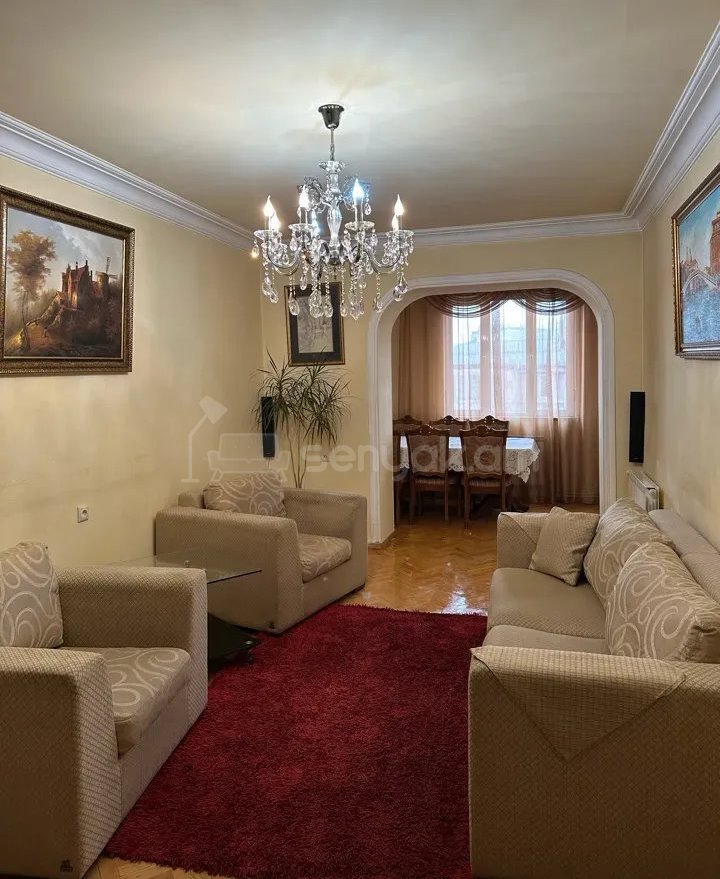 3 Սենյականոց Բնակարան Քարե Շենքում, 76քմ, 4/5 հարկ, Կոսմետիկ Վերանորոգված