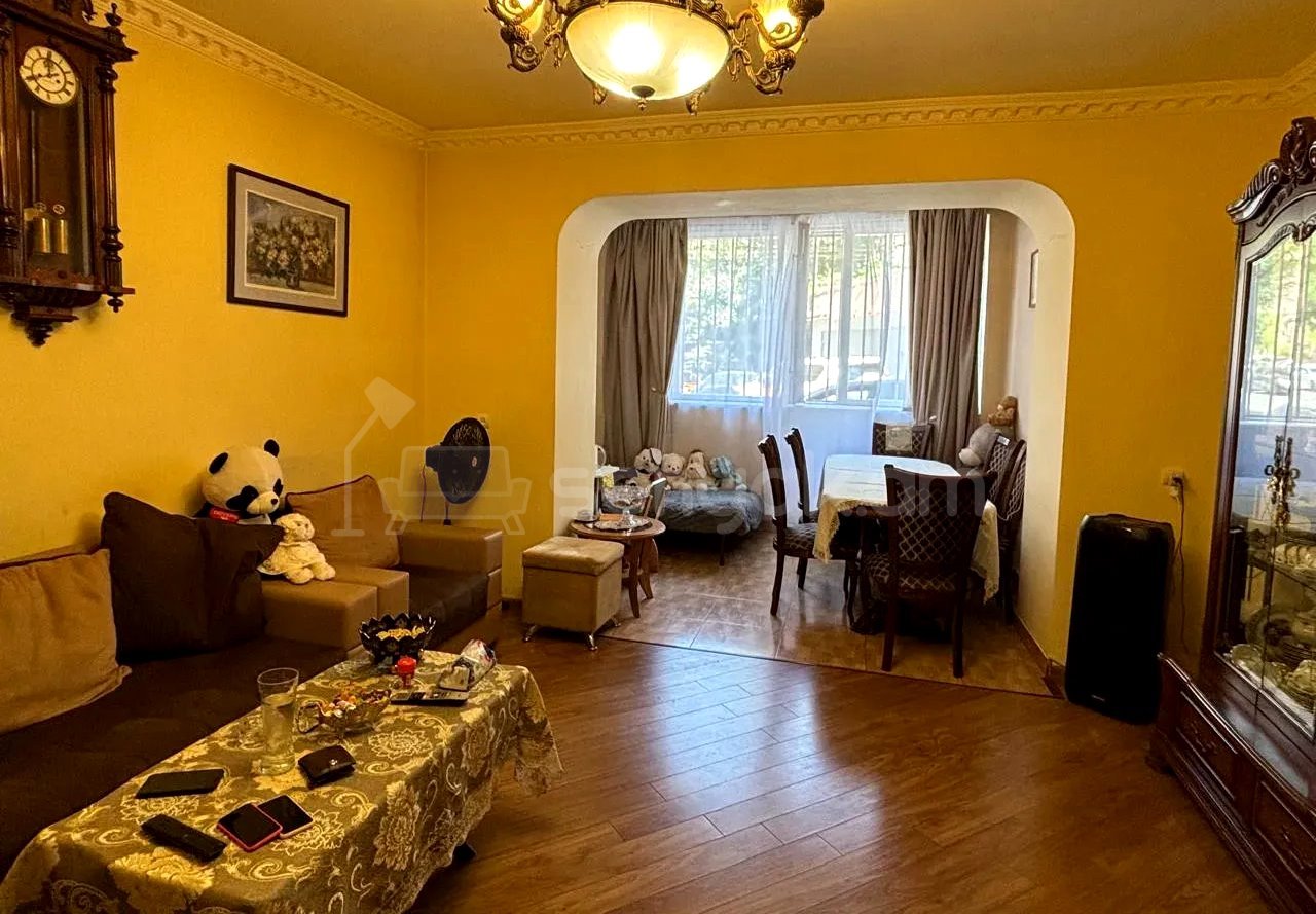 3 Սենյականոց Բնակարան Քարե Շենքում, 89քմ, 2/5 հարկ, Կոսմետիկ Վերանորոգված