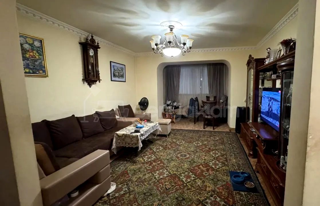 3 Սենյականոց Բնակարան Քարե Շենքում, 89քմ, 2/5 հարկ, Կոսմետիկ Վերանորոգված