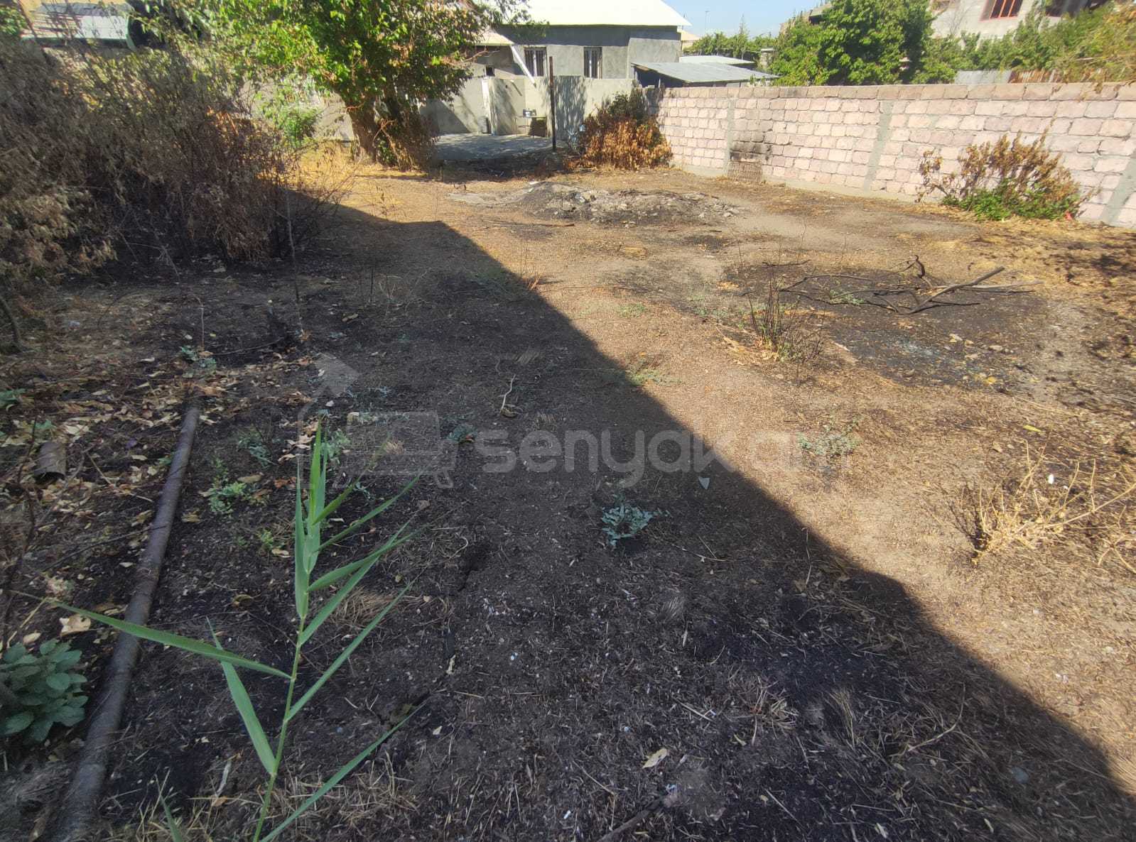 Բնակելի Նշանակության Հողատարածք, 720քմ, Խմելու Ջրով, Էլեկտրականությամբ, Պարսպապատ