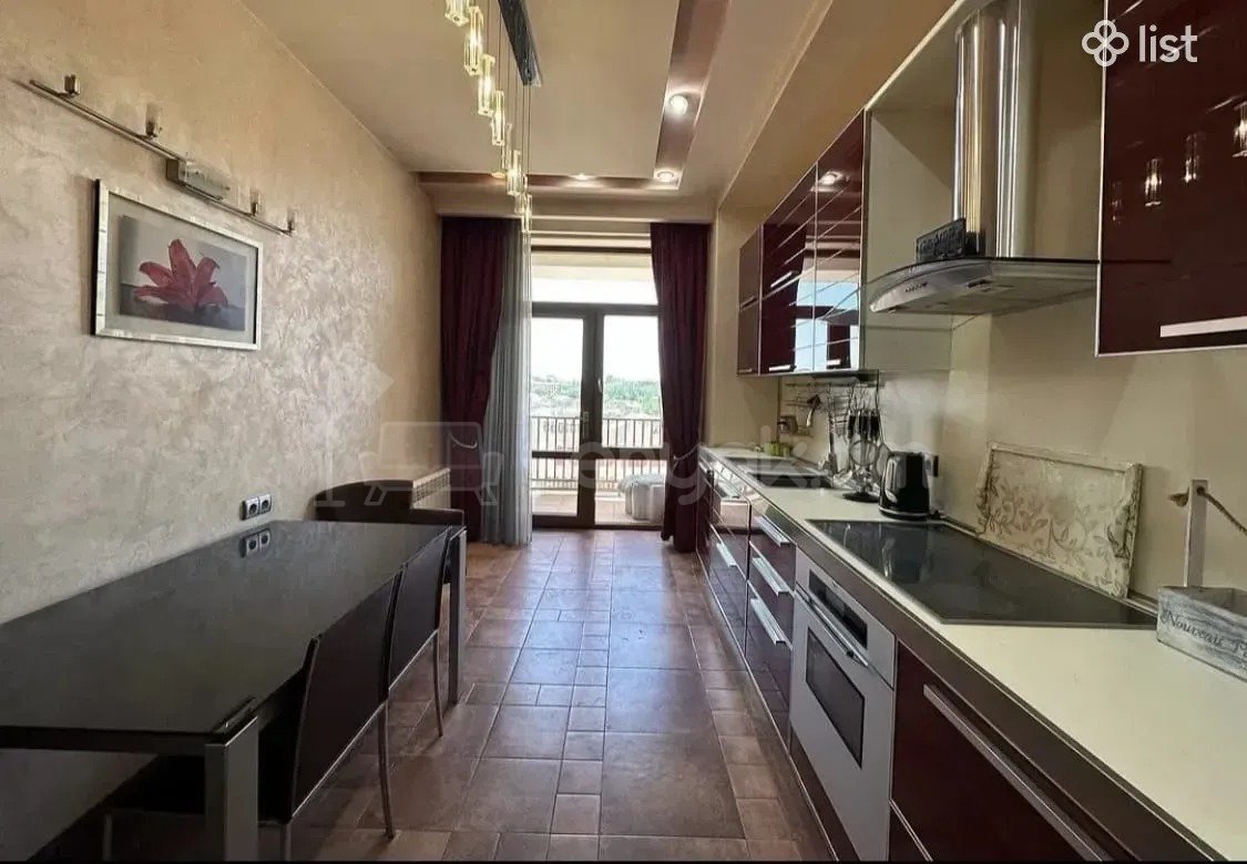 4 Սենյականոց Բնակարան, 135քմ, 8/11 հարկ, Կապիտալ Վերանորոգված, Կահավորված, Արևկող