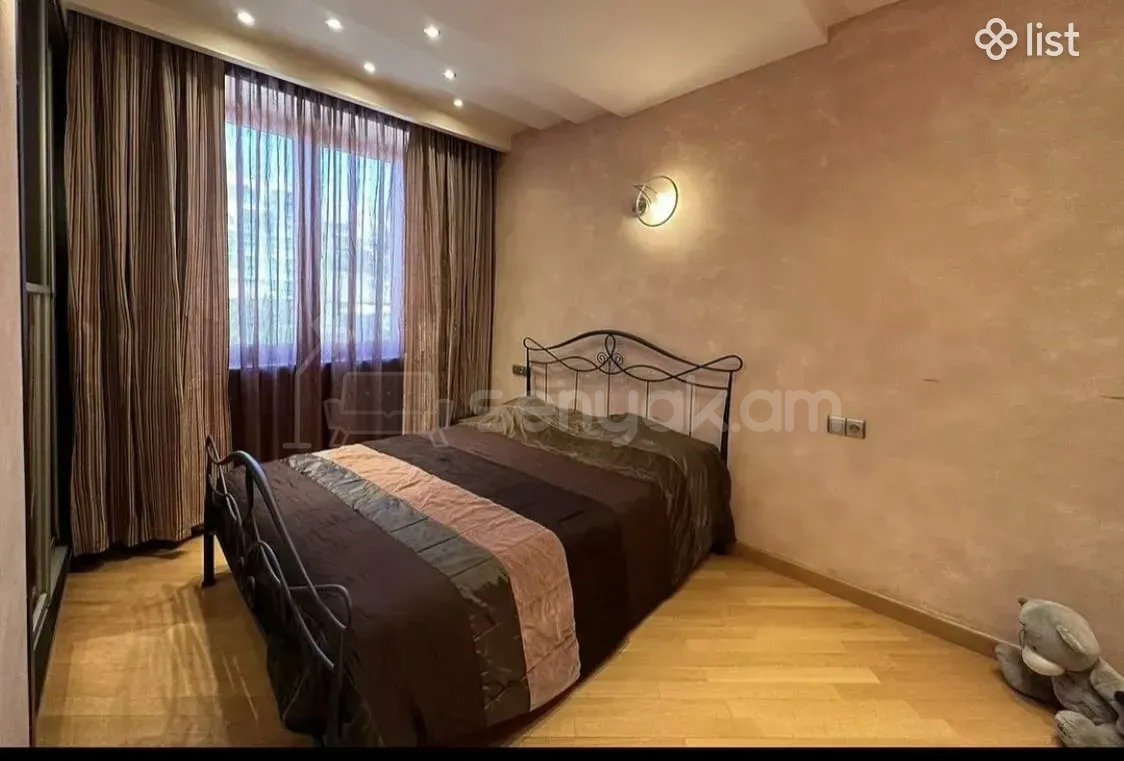 4 Սենյականոց Բնակարան, 135քմ, 8/11 հարկ, Կապիտալ Վերանորոգված, Կահավորված, Արևկող