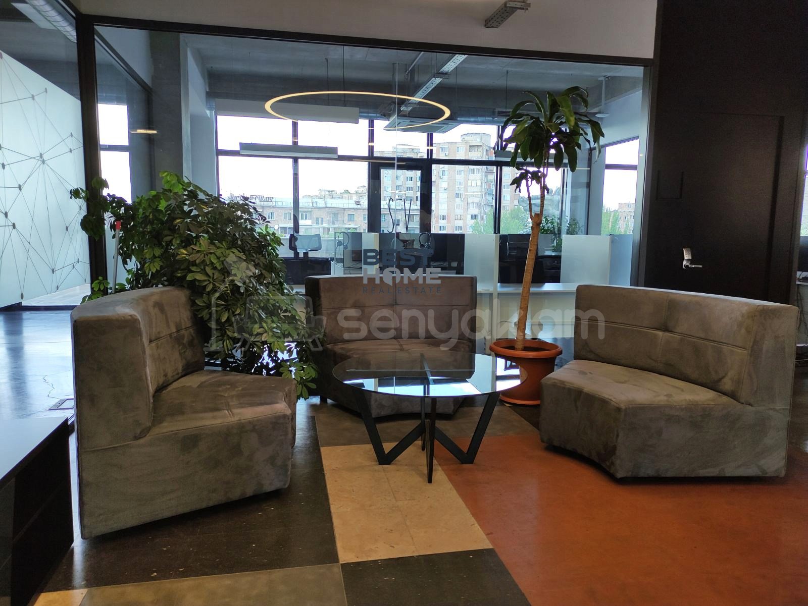 Նորակառույց Օֆիսային Տարածք, 300քմ