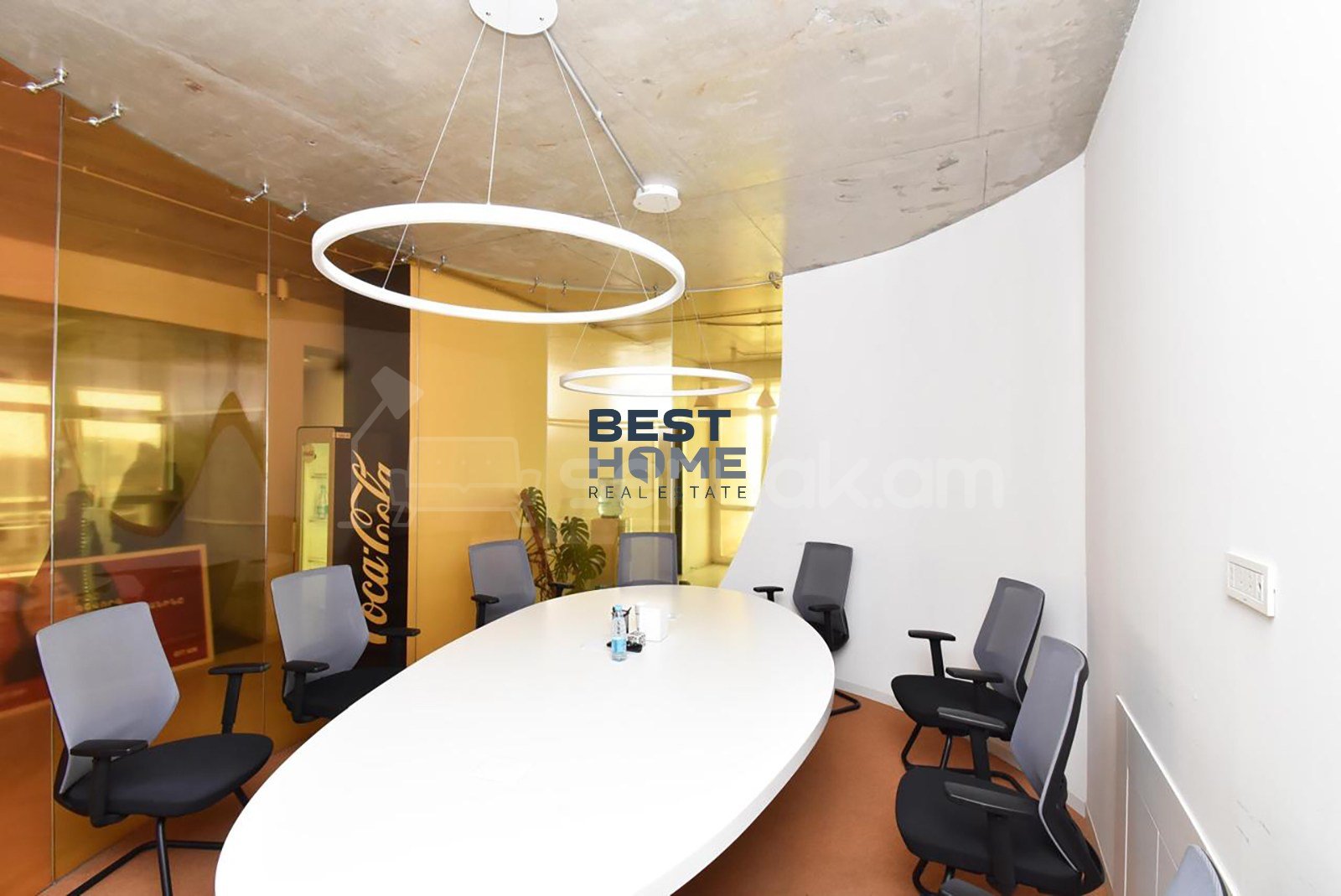 Նորակառույց Օֆիսային Տարածք, 300քմ