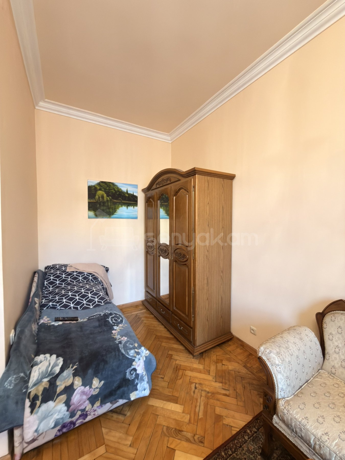 1 Սենյականոց Բնակարան Քարե Շենքում, 34քմ, 3/4 հարկ, Կապիտալ Վերանորոգված