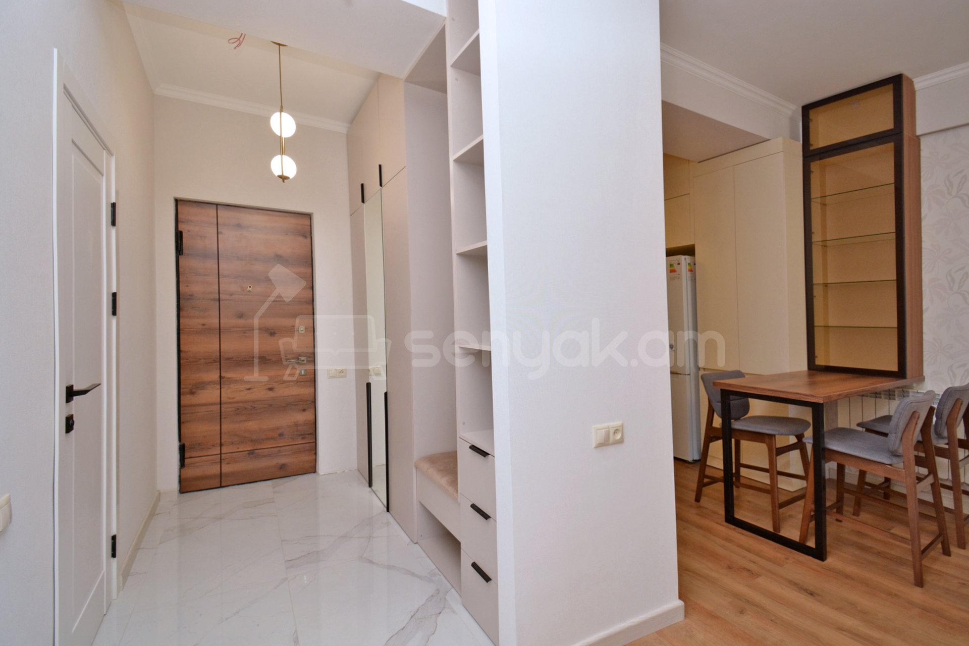 2 Սենյականոց Բնակարան Նորակառույցում, 72քմ, 7/18 հարկ, Դիզայներական Վերանորոգված, Կահավորված