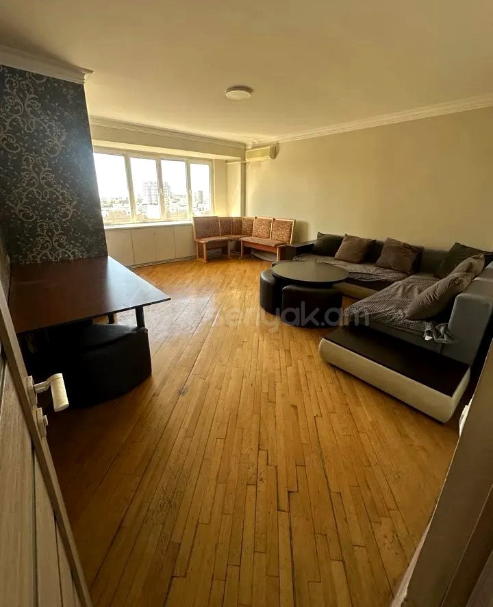 4 Սենյականոց Բնակարան, 85քմ, 8/9 հարկ, Կոսմետիկ Վերանորոգված