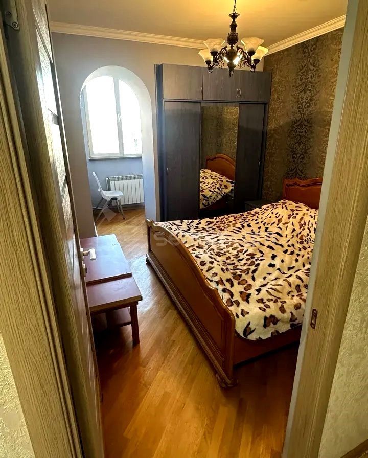 4 Սենյականոց Բնակարան, 85քմ, 8/9 հարկ, Կոսմետիկ Վերանորոգված