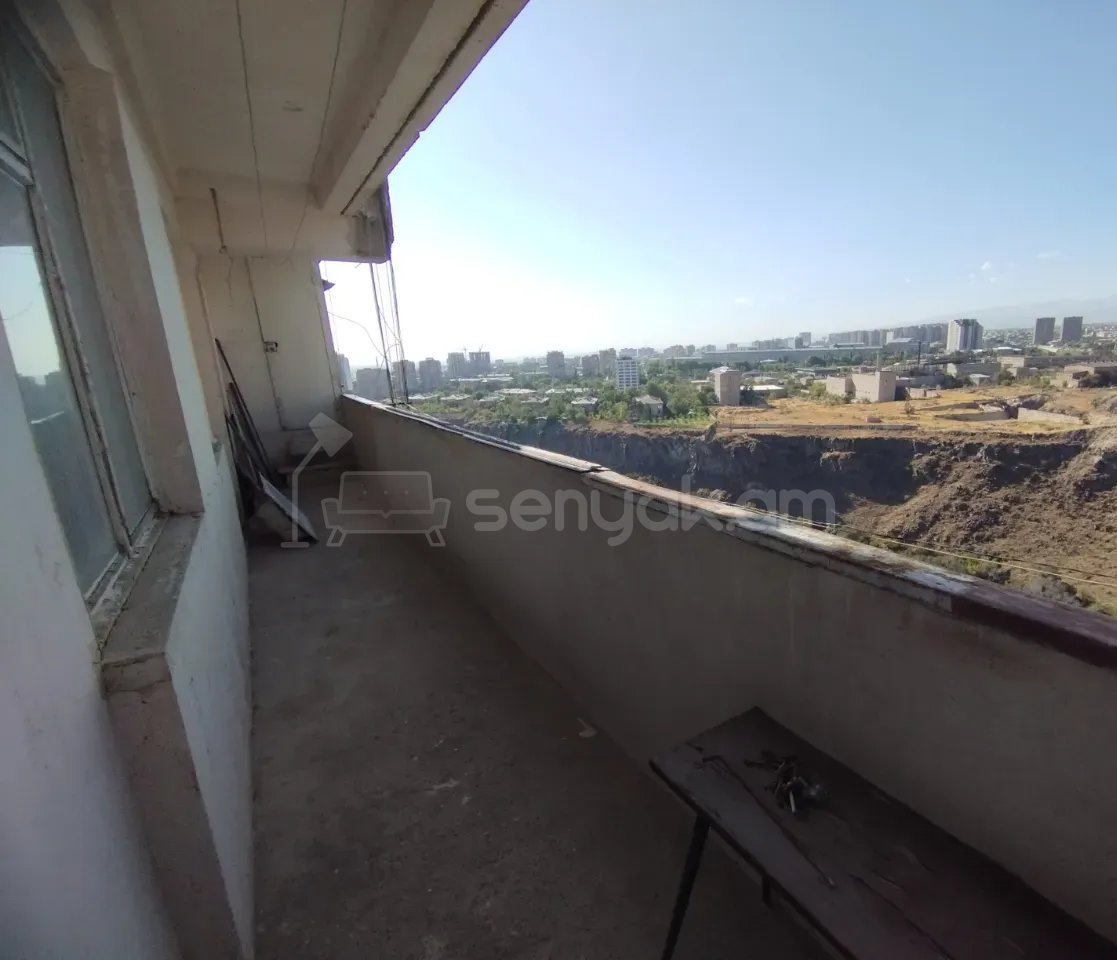 3 Սենյականոց Բնակարան, 96քմ, 11/14 հարկ, Կոսմետիկ Վերանորոգված