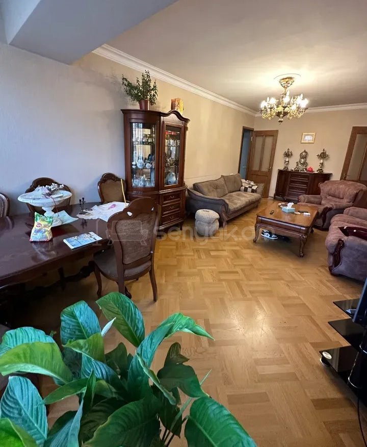 7 Սենյականոց Բնակարան, 80քմ, 7/14 հարկ, Կապիտալ Վերանորոգված