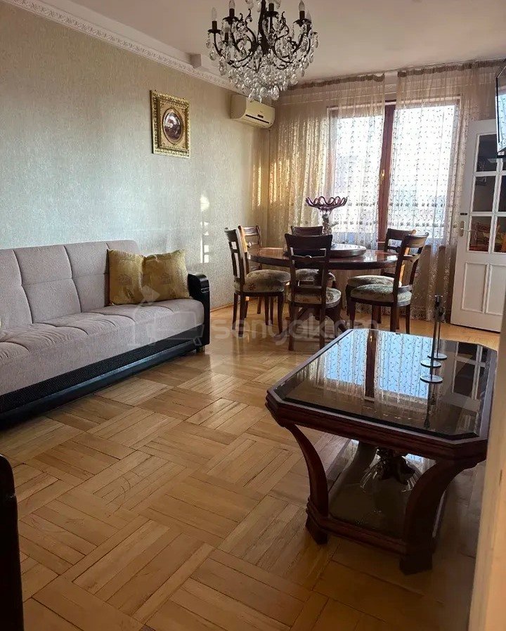 3 Սենյականոց Բնակարան, 74քմ, 8/9 հարկ, Կապիտալ Վերանորոգված