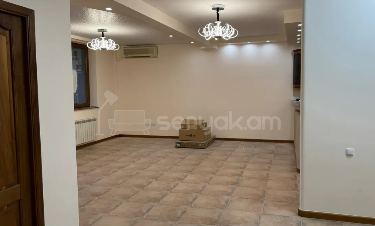 3 Սենյականոց Բնակարան Նորակառույցում, 131քմ, 3/4 հարկ, Կապիտալ Վերանորոգված