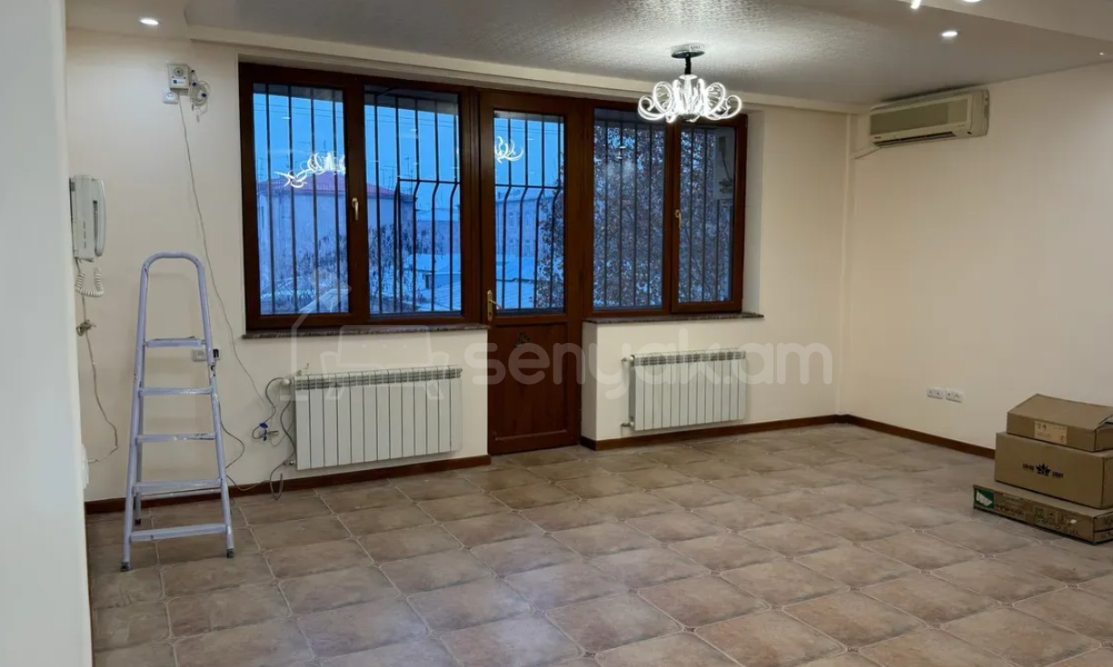 3 Սենյականոց Բնակարան Նորակառույցում, 131քմ, 3/4 հարկ, Կապիտալ Վերանորոգված