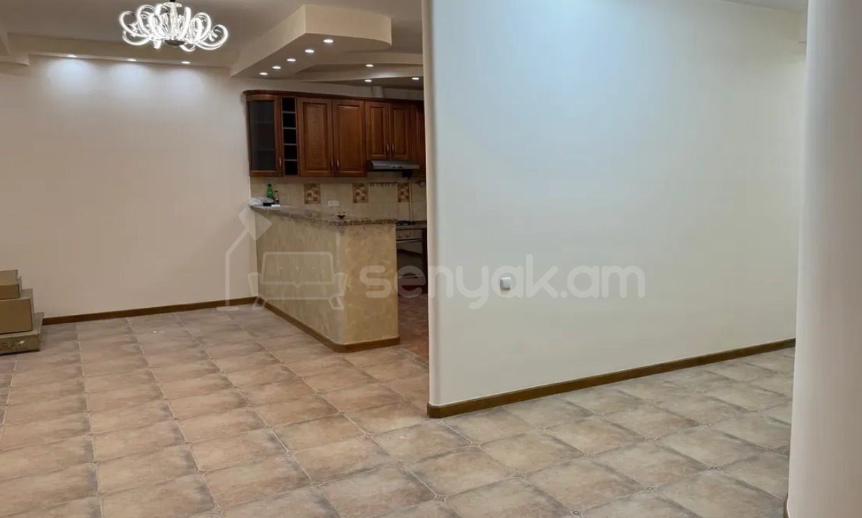 3 Սենյականոց Բնակարան Նորակառույցում, 131քմ, 3/4 հարկ, Կապիտալ Վերանորոգված