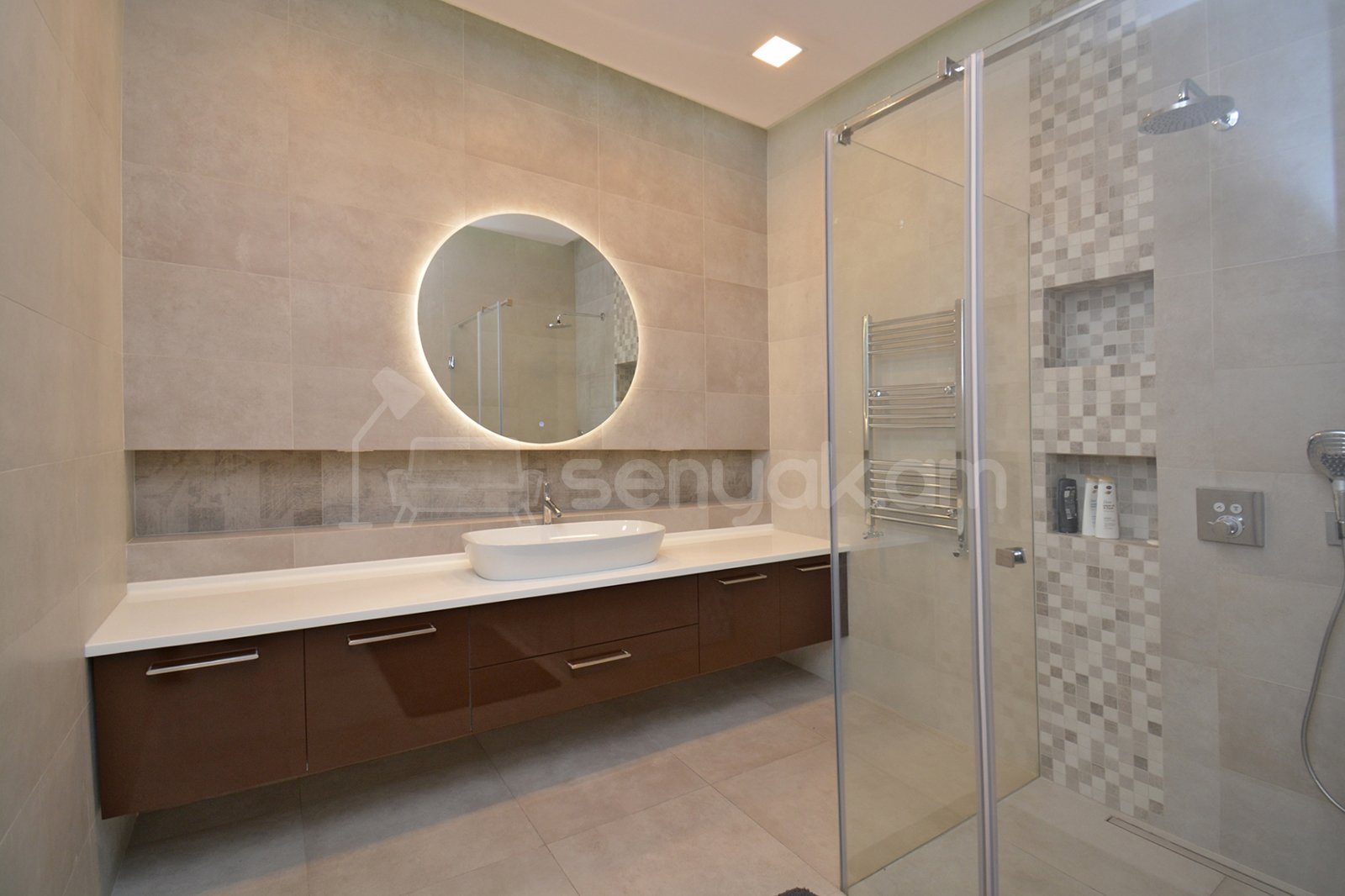 3 Սենյականոց Բնակարան Քարե Շենքում, 107քմ, 2/4 հարկ, Դիզայներական Վերանորոգված