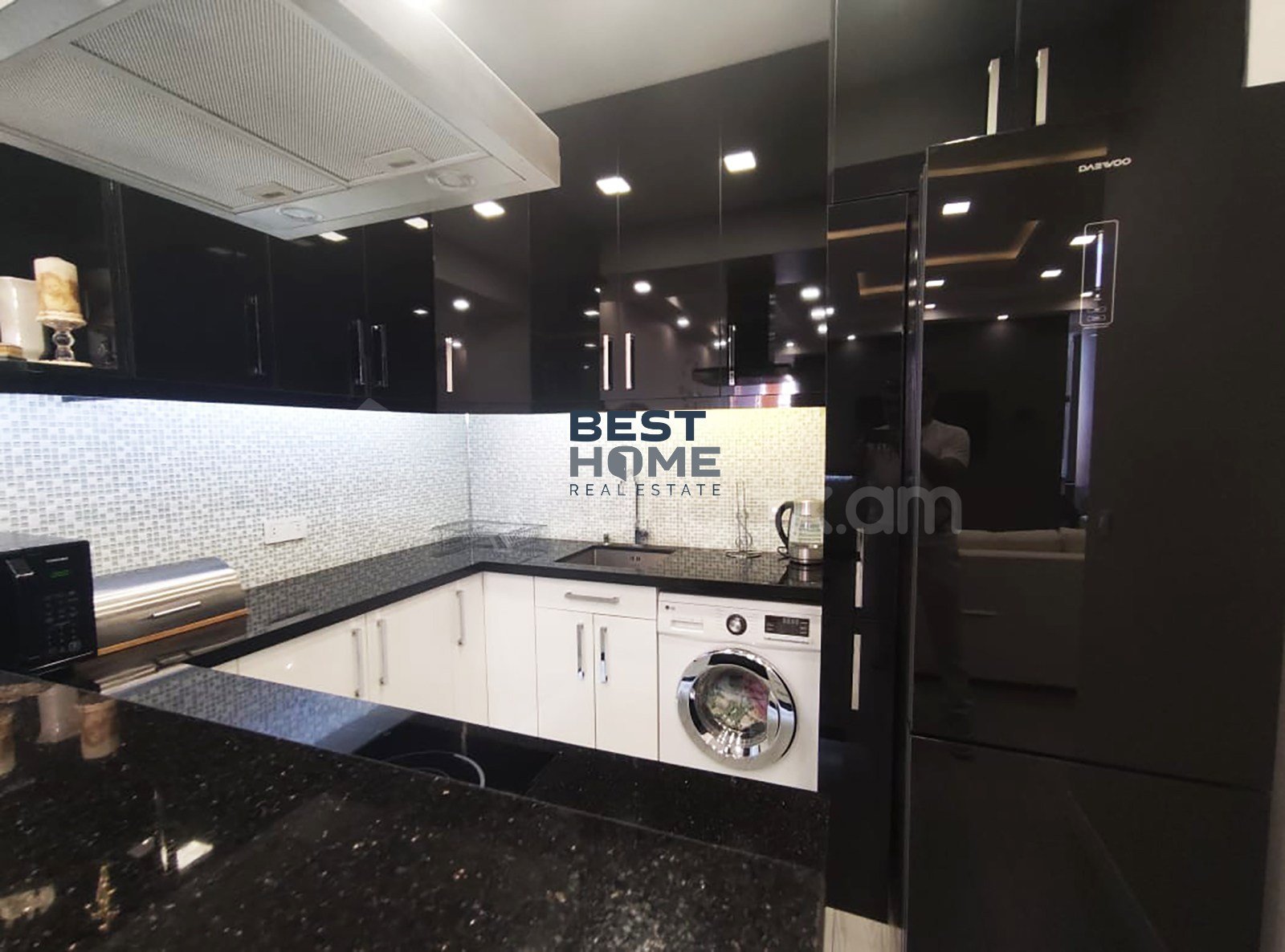 2 Սենյականոց Բնակարան Նորակառույցում, 55քմ, 9/10 հարկ, Դիզայներական Վերանորոգված