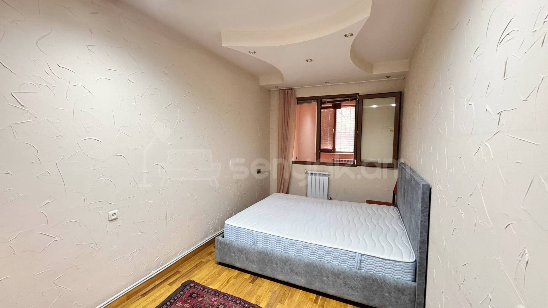 3 Սենյականոց Բնակարան Քարե Շենքում, 115քմ, 1/5 հարկ, Կապիտալ Վերանորոգված