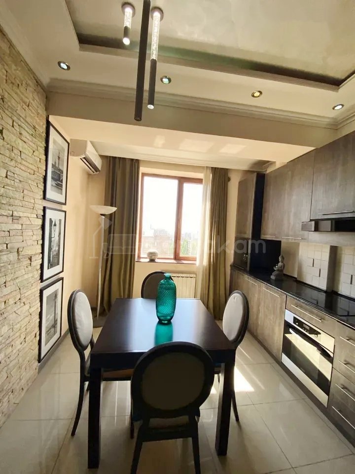 3 Սենյականոց Բնակարան Նորակառույցում, 65քմ, 7/11 հարկ, Դիզայներական Վերանորոգված