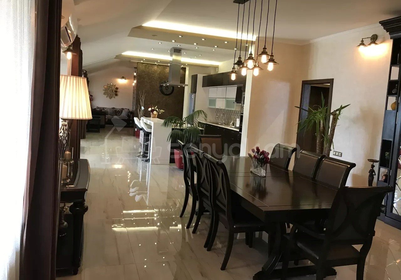 7 Սենյականոց Բնակարան Նորակառույցում, 340քմ, 5/5 հարկ, Կապիտալ Վերանորոգված, Կահավորված, Արևկող