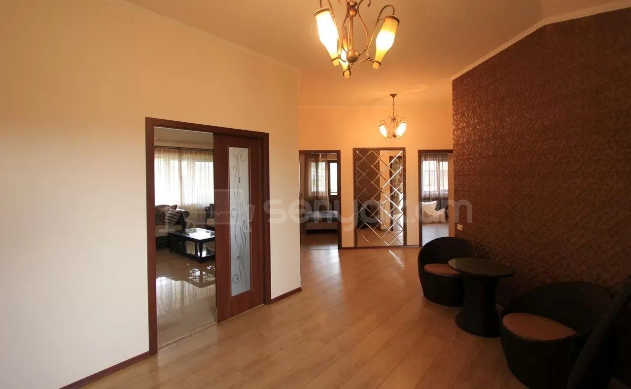 7 Սենյականոց Բնակարան Նորակառույցում, 340քմ, 5/5 հարկ, Կապիտալ Վերանորոգված, Կահավորված, Արևկող