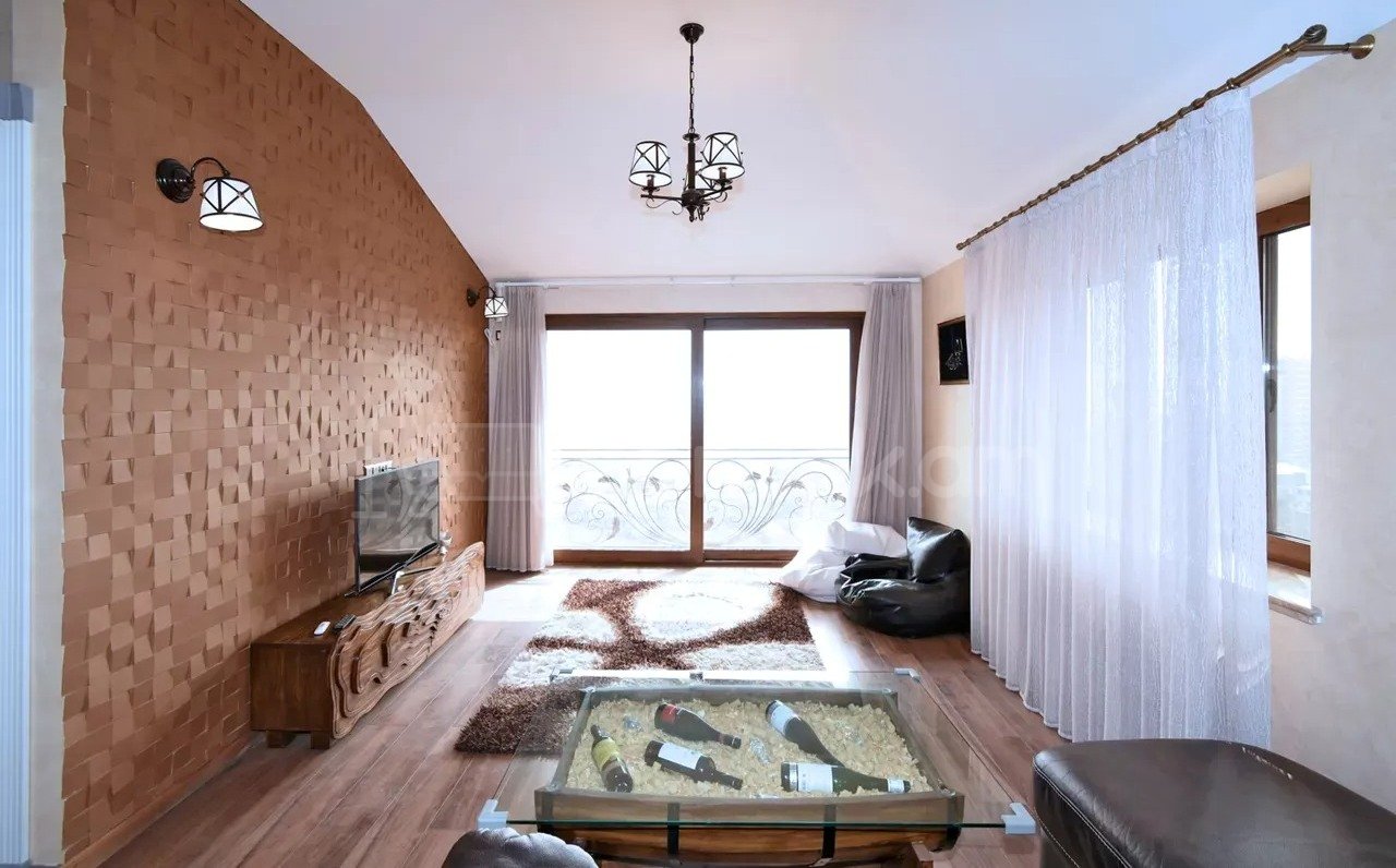 7 Սենյականոց Բնակարան Նորակառույցում, 340քմ, 5/5 հարկ, Կապիտալ Վերանորոգված, Կահավորված, Արևկող