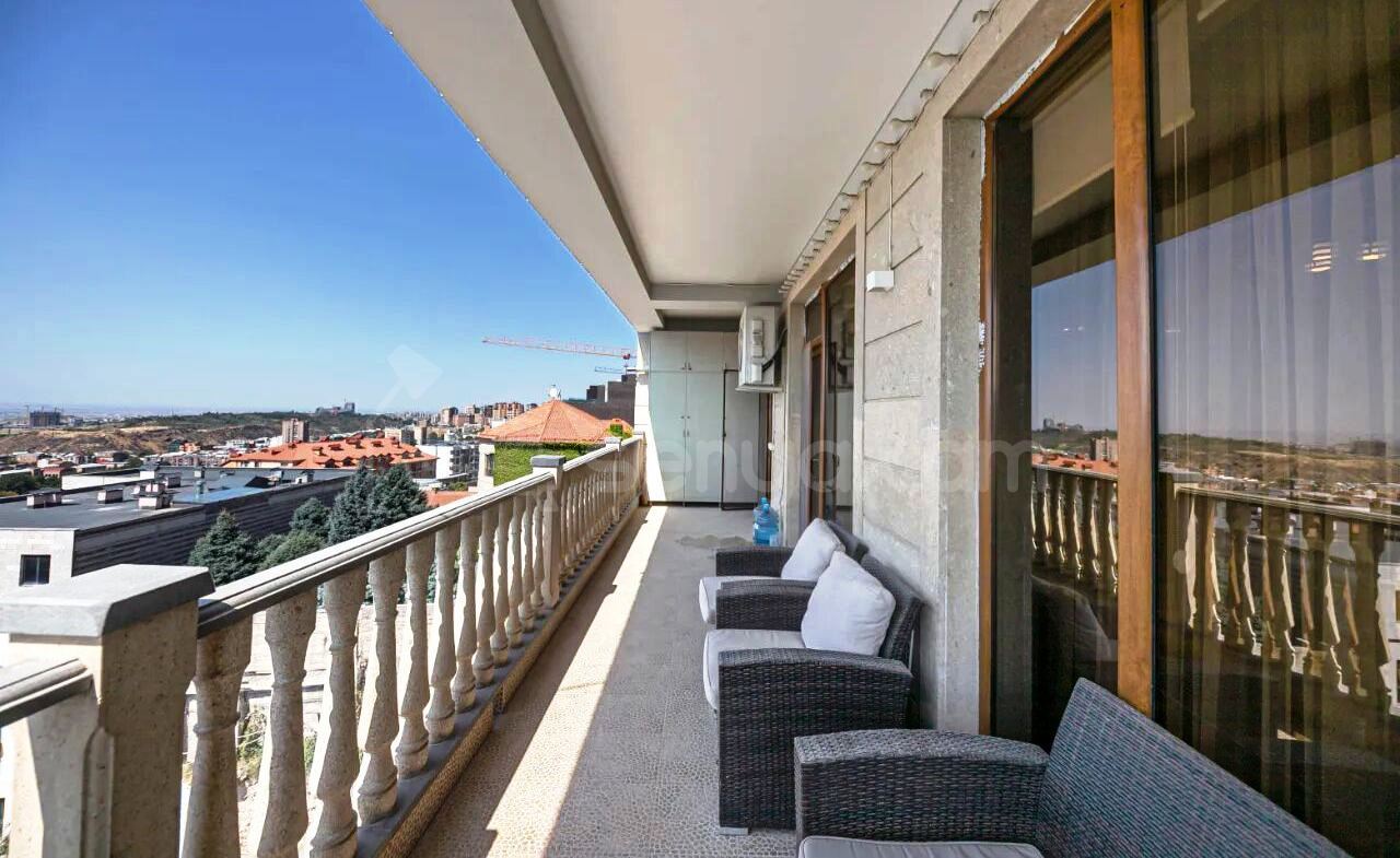 4 Սենյականոց Բնակարան Նորակառույցում, 167քմ, 4/5 հարկ, Կապիտալ Վերանորոգված