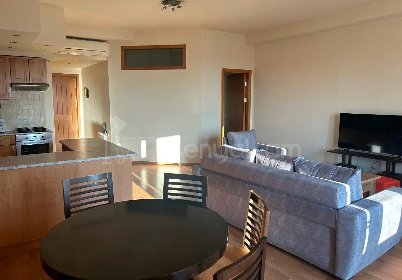 2 Սենյականոց Բնակարան Նորակառույցում, 70քմ, 3/3 հարկ, Կապիտալ Վերանորոգված, Կահավորված