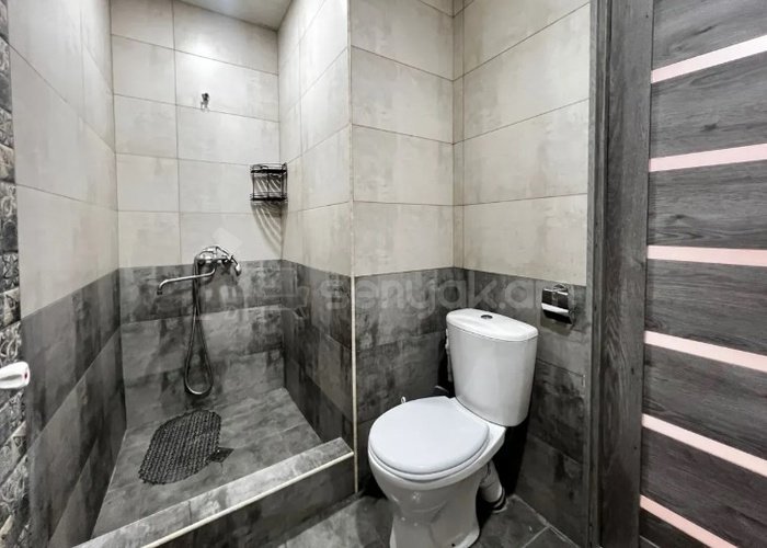 2 Սենյականոց Բնակարան, 40քմ, 1/9 հարկ, Կապիտալ Վերանորոգված, Կահավորված, Արևկող