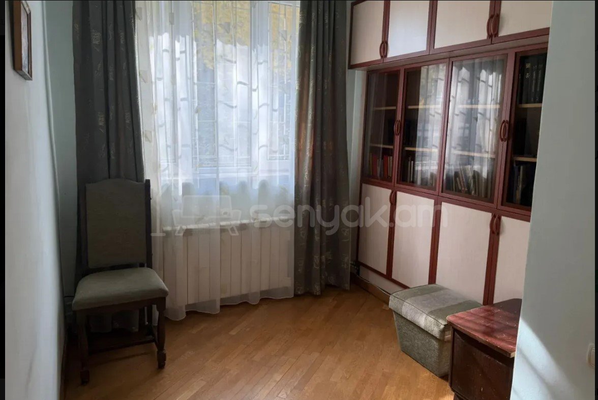 2 Սենյականոց Բնակարան Քարե Շենքում, 65քմ, 1/5 հարկ, Կապիտալ Վերանորոգված, Կահավորված